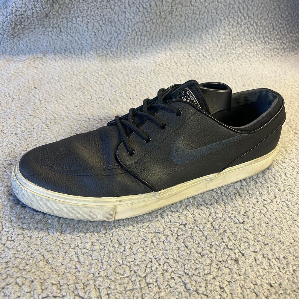 Nike SB Skate Shoes Men 12 Black Stefan Janoski Leather Skate Sneaker 616490 022